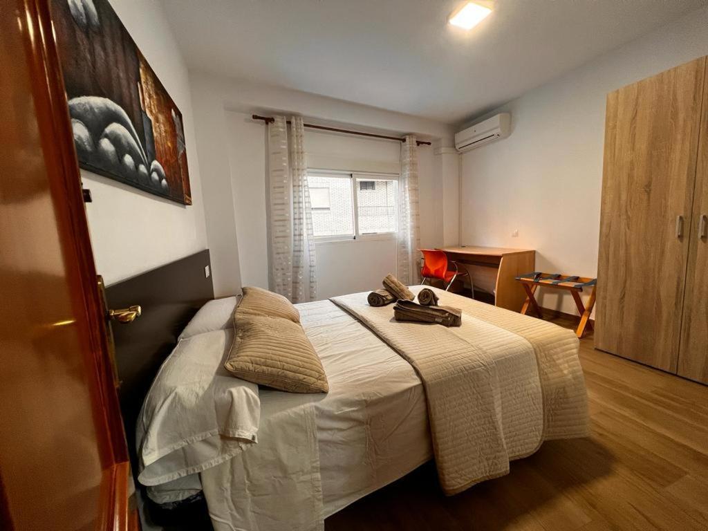 Summer House Bodega Castillos 3 *